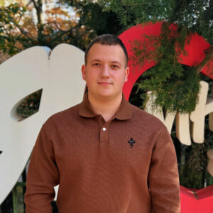 1. Дмитро Белінський