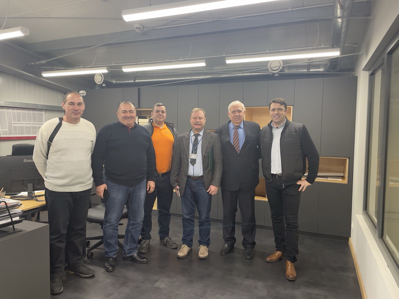 photo_2025-12-17_11-49-54