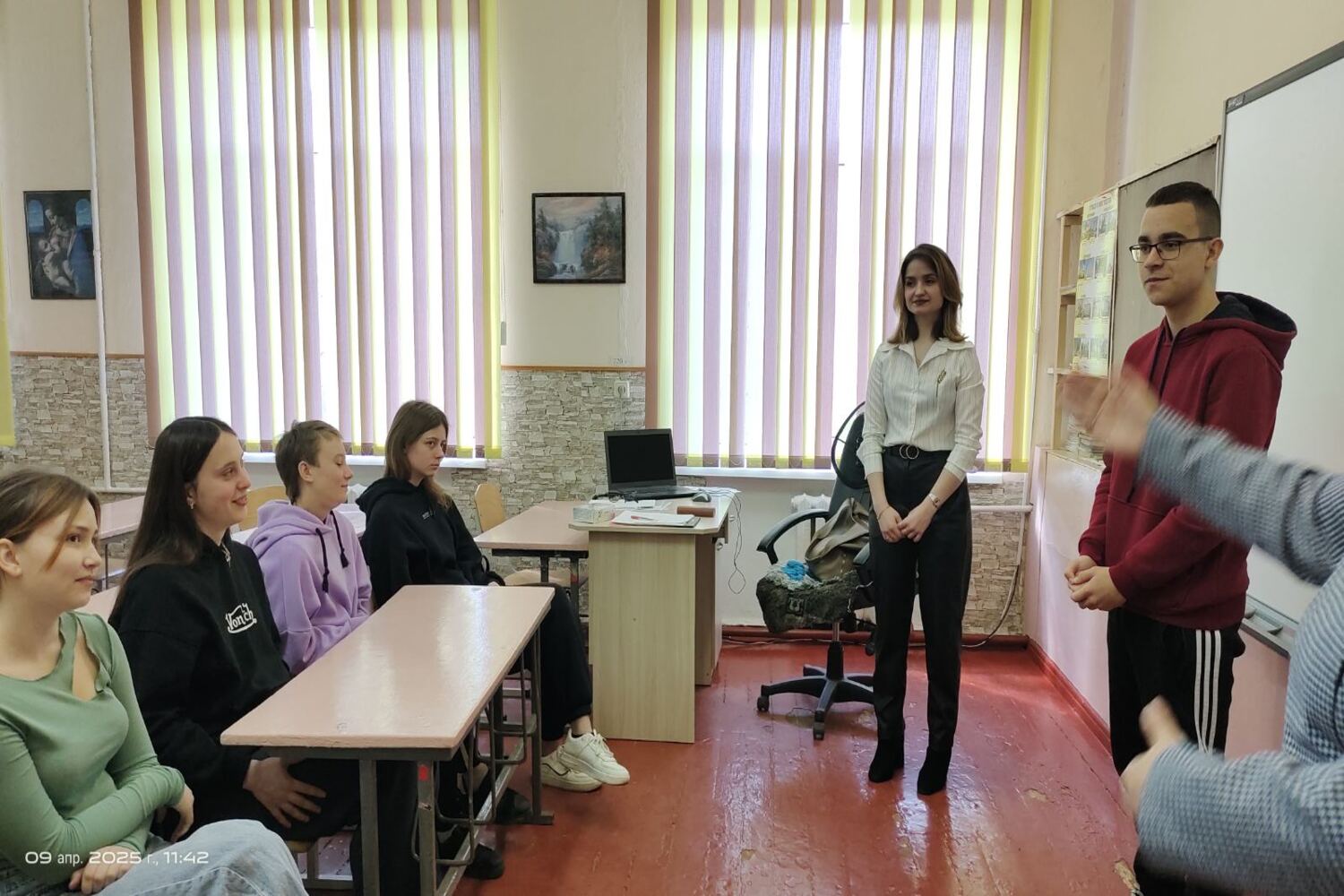 изображение_viber_2025-04-16_00-13-48-398